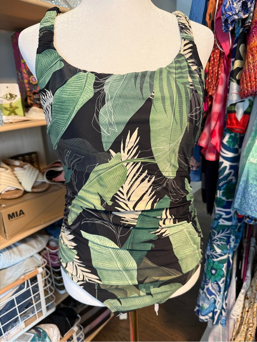 Jantzen Tropical Leaf One-Piece Swimsuit | Tummy Control | NWT